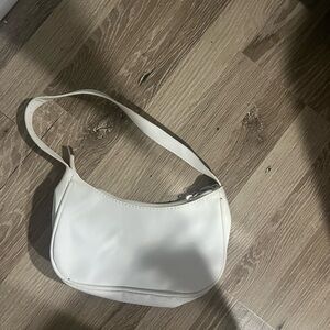 Elegant White Shoulder Bag